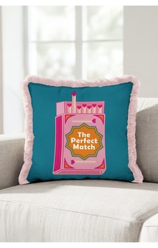 Romantik Pop Art Kibrit Kutusu Saçaklı Yastık Kılıfı - Turkuaz Pembe Püsküllü Farklı Kırlent Kılıfı Yalın Rota Ritüel Romantik Pop Art Kibrit Kutusu Saçaklı Yastık Kılıfı - Turkuaz Pembe Püsküllü Farklı Kırlent Kılıfı Yalın Rota Ritüel