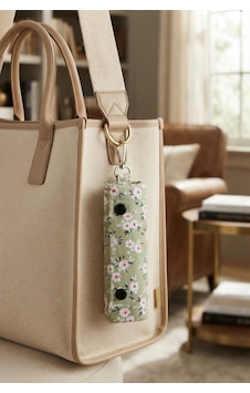 Seccade Charm- Seyahat Tipi Katlanabilir Namazlık Yeşil Seccade Charm- Seyahat Tipi Katlanabilir Namazlık Yeşil