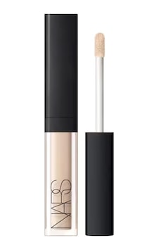 Nars Radiant Creamy Concealer Mini Chantilly Seyehat Boy Kapat Nars Radiant Creamy Concealer Mini Chantilly Seyehat Boy Kapat