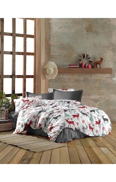 Mertim Geyik Desenli Yılbaşı Nevresim Takımı 160 x 200 Kırmızı Mertim Geyik Desenli Yılbaşı Nevresim Takımı 160 x 200 Kırmızı