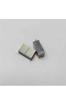 B32564j6335k 3.3mf 400v 27.5mm Epcos Polyester Kondansatör 8 Adet B32564j6335k 3.3mf 400v 27.5mm Epcos Polyester Kondansatör 8 Adet
