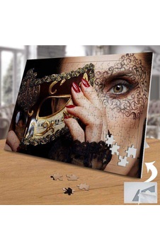 Maskenin İzi Maskeli Kadın 240 Parça Puzzle Yapboz-02189 Maskenin İzi Maskeli Kadın 240 Parça Puzzle Yapboz-02189