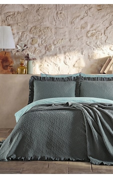 Doqu Home Leris Bouquet Fırfırlı Yatak Örtüsü Çift Kişilik Yeşil Yeşil Doqu Home Leris Bouquet Fırfırlı Yatak Örtüsü Çift Kişilik Yeşil Yeşil