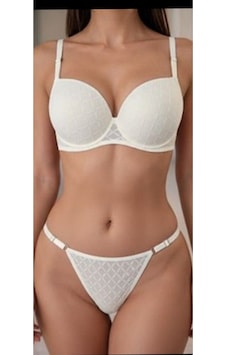 Jupiel Push Up Beyaz Simli Destekli Transparan Detaylı Sütyen Takımı Jupiel Push Up Beyaz Simli Destekli Transparan Detaylı Sütyen Takımı