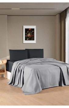 Kristal Bamboo Lastikli Çarşaflı Çift Kişilik Pike Takımı Gri Gri Kristal Bamboo Lastikli Çarşaflı Çift Kişilik Pike Takımı Gri Gri