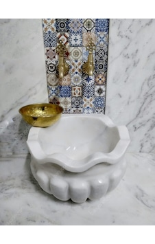 Dalgalı Beyaz Mermer Kurna