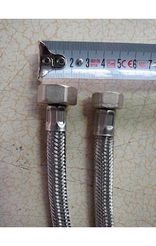 1 Adet 1 Mt Çelik Örgülü 1/2x3/8 Bağlantı Hortumu Rekorlu 1 Adet 1 Mt Çelik Örgülü 1/2x3/8 Bağlantı Hortumu Rekorlu