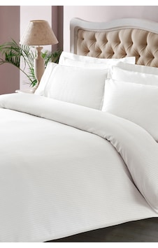 Taç Premium Basic King Size Pamuk Saten Nevresim Takımı Beyaz Taç Premium Basic King Size Pamuk Saten Nevresim Takımı Beyaz