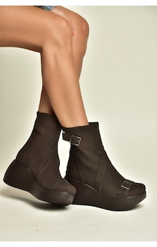 Fox Shoes Z946052701 Kahverengi Nubuk Dolgu Tabanlı Kadın Bot Fox Shoes Z946052701 Kahverengi Nubuk Dolgu Tabanlı Kadın Bot