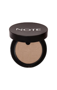 Luminous Silk Eyeshadow Tekli Göz Farı – 18 Pembeli Bej Luminous Silk Eyeshadow Tekli Göz Farı – 18 Pembeli Bej