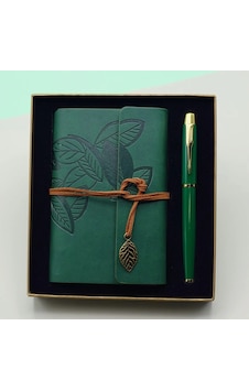 Defter Kalem Seti Yeşil Renk 70 Yapraklı Kutu İle Defter Kalem Seti Yeşil Renk 70 Yapraklı Kutu İle