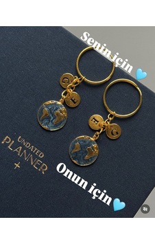 O Benim Dünyam Anahtarlık - Gold 2 Harfli Kişiselleştirilebilir O Benim Dünyam Anahtarlık - Gold 2 Harfli Kişiselleştirilebilir