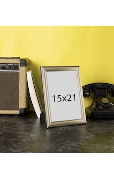 15x21 Gümüş Ayaklı Resim Fotoğraf Çerçevesi 15x21 Gümüş Ayaklı Resim Fotoğraf Çerçevesi