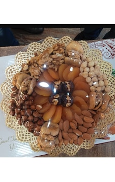 Talas Kuruyemiş Karışık Kuru Meyve ve Kuruyemiş Tabağı 850 G Talas Kuruyemiş Karışık Kuru Meyve ve Kuruyemiş Tabağı 850 G