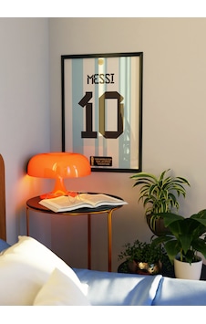 Leo Messi 10 Argentina Forma Tasarımlı Poster Tablo Siyah Çerçeveli Leo Messi 10 Argentina Forma Tasarımlı Poster Tablo Siyah Çerçeveli