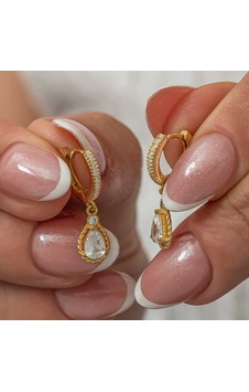 Gümüş Sallantılı Gold Damla Kadın Küpe Gold Gümüş Sallantılı Gold Damla Kadın Küpe Gold