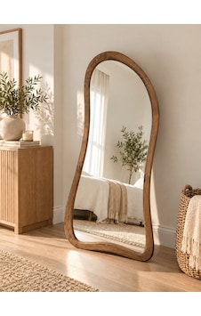 Mirroir Ersan Dizayn Ahşap Çerçeve Asimetrik Ayaklı Boy Aynası - Ceviz Mirroir Ersan Dizayn Ahşap Çerçeve Asimetrik Ayaklı Boy Aynası - Ceviz