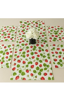 Çilek Desenli Masa Runner 40x150 Cm Ve Amerikan Servis Seti 4 Kişilik Çok Renkli