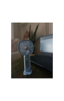 Şarjlı Mini El Ve Masaüstü Vantilatör Telefon Standlı, Usb Şarjlı, Taşınabilir, Sessiz Fan Mavi Şarjlı Mini El Ve Masaüstü Vantilatör Telefon Standlı, Usb Şarjlı, Taşınabilir, Sessiz Fan Mavi