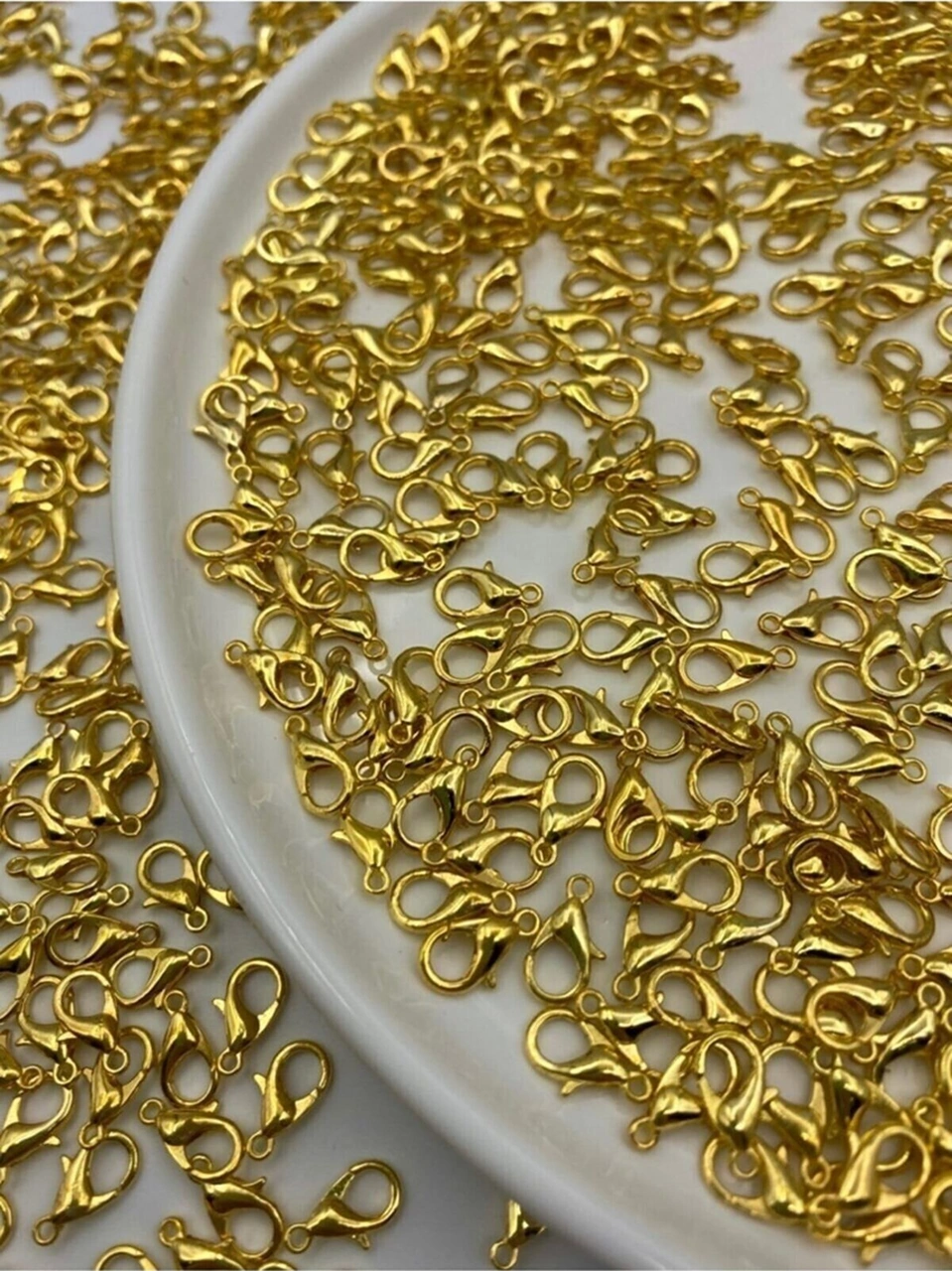 50 Adet Gold Renk Metal 503 Papağan Kilit 14x7mm , Armut- Istakoz Klips,takı Klipsi 50 Adet Gold Renk Metal 503 Papağan Kilit 14x7mm , Armut- Istakoz Klips,takı Klipsi