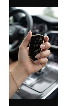 Volkswagen Id.4 Serisi Uyumlu Lüks Silikon Anahtar Kılıfı Gold Volkswagen Id.4 Serisi Uyumlu Lüks Silikon Anahtar Kılıfı Gold