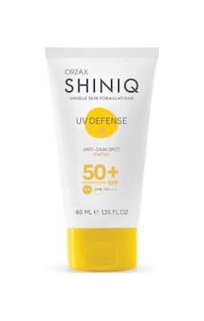 Shiniq Uv Defence Spf+50 Antı-dark Spot Tinted 40ml Shiniq Uv Defence Spf+50 Antı-dark Spot Tinted 40ml
