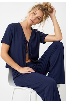 Siyah İnci Bağlamalı Örme Pijama Takım7889 Lacivert Siyah İnci Bağlamalı Örme Pijama Takım7889 Lacivert