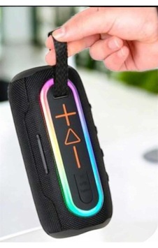 Bluetooth Hoparlör Kablosuz Yüksek Ses Kaliteli Şarj Edilebilir Siyah Bluetooth Hoparlör Kablosuz Yüksek Ses Kaliteli Şarj Edilebilir Siyah