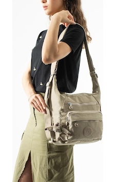Baginn İster Sırt İster Omuz İster Çapraz Askılı Fonksiyonel Kullanım Kadın Çantası 28 28 Cm 571 Collection Krem Baginn İster Sırt İster Omuz İster Çapraz Askılı Fonksiyonel Kullanım Kadın Çantası 28 28 Cm 571 Collection Krem