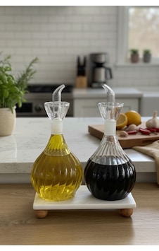 Reoona Mermer Stantlı Borosilikat Cam 2'li Tombul Papatya Yağdanlık Seti 900 Ml Şeffaf - Şeffaf Reoona Mermer Stantlı Borosilikat Cam 2'li Tombul Papatya Yağdanlık Seti 900 Ml Şeffaf - Şeffaf