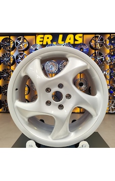 4 Adet Arc-l963 8 18 5 112 73,1 Sılver Jant Takım