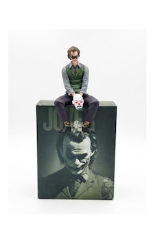 Süs Maskot Figür Joker Oturan Adam Küçük 1 Süs Maskot Figür Joker Oturan Adam Küçük 1
