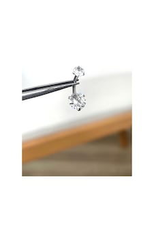 316 L Cerrahi Çelik Zirkon Taşlı Yuvarlak Taş Detaylı Göbek Piercingi Parlak Taş Beyaz Gümüş 316 L Cerrahi Çelik Zirkon Taşlı Yuvarlak Taş Detaylı Göbek Piercingi Parlak Taş Beyaz Gümüş