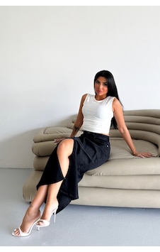 HLT Jeans Kadın Siyah Regular Fit Yüksek Bel Yırtmaçlı Likralı Denim Maxi Boy Kot Etek Merry-4098 HLT Jeans Kadın Siyah Regular Fit Yüksek Bel Yırtmaçlı Likralı Denim Maxi Boy Kot Etek Merry-4098