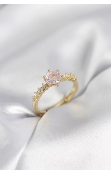 Mey İthalat Gold Renk Pembe Tek Taş Model Zirkon Taşlı Kadın Yüzük Çok Renkli Mey İthalat Gold Renk Pembe Tek Taş Model Zirkon Taşlı Kadın Yüzük Çok Renkli
