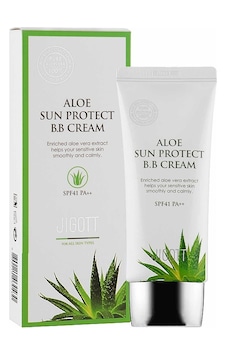 Jigott Aloe İçerikli Güneş Koruyucu ve Nemlendirici BB Krem SPF41 50 ML Jigott Aloe İçerikli Güneş Koruyucu ve Nemlendirici BB Krem SPF41 50 ML