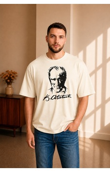 Sngl Tekstil Erkek Oversize Penye Atatürk Baskılı Tişört S-m-l-xl-2xl Ekru Sngl Tekstil Erkek Oversize Penye Atatürk Baskılı Tişört S-m-l-xl-2xl Ekru