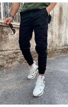 Vikings Jeans Paça Lastikli Likralı Rahat Kalıp Jogger Pantolon Siyah Vikings Jeans Paça Lastikli Likralı Rahat Kalıp Jogger Pantolon Siyah