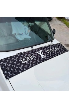 Lv Desen Otomobil Dekor Torpido Havlusu Siyah Kaymaz Göğüs Halısı Üniversal Yıkanabilir 1 Adet Lv Desen Otomobil Dekor Torpido Havlusu Siyah Kaymaz Göğüs Halısı Üniversal Yıkanabilir 1 Adet
