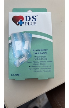 Ds Plus 3 Farklı Ebat Karma Su Geçirmez Yara Bandı 12 Adet 1 Paket Ds Plus 3 Farklı Ebat Karma Su Geçirmez Yara Bandı 12 Adet 1 Paket