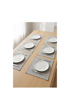 Kumaş Supla Takımı 6 Adet Tabak Altlığı Gri Çiçek Desenli Dikişli Amerikan Servis 35x45 Cm Kumaş Supla Takımı 6 Adet Tabak Altlığı Gri Çiçek Desenli Dikişli Amerikan Servis 35x45 Cm