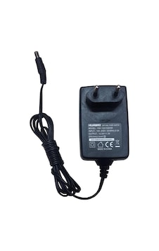 Huawei 12 Volt 1.5 Amper Adaptör Huawei 12 Volt 1.5 Amper Adaptör
