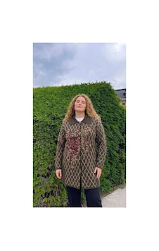 Onno Style Women Büyük Beden Ekose Gül Pike Desenli Çelik Örgü Kadın Triko Kaban Kahverengi Onno Style Women Büyük Beden Ekose Gül Pike Desenli Çelik Örgü Kadın Triko Kaban Kahverengi