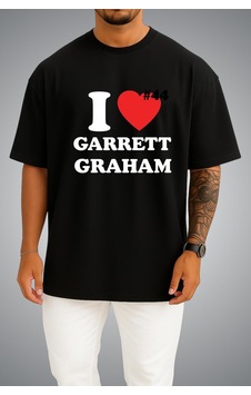 Bahriyeli Collection Oversize Off Campus I Love Garrett Graham Göğüs Baskılı Beyaz Unisex T-shirt Siyah Bahriyeli Collection Oversize Off Campus I Love Garrett Graham Göğüs Baskılı Beyaz Unisex T-shirt Siyah