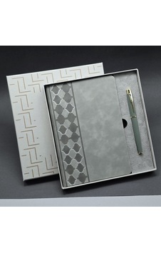 Kutulu Gri Defter Ve Metal Kalem Seti Hmngoxxtptprp Belirtilmemiş Kutulu Gri Defter Ve Metal Kalem Seti Hmngoxxtptprp Belirtilmemiş