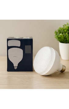 Led Ampul E27 40w 6400k 4400 Lümen Çok Renkli Led Ampul E27 40w 6400k 4400 Lümen Çok Renkli
