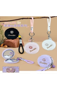 Peluş Tasarımlı Ayna Çok Renkli