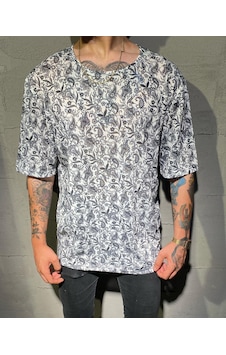 Insane Minds Floral Desen Baskılı Oversize Tişört Çok Renkli Insane Minds Floral Desen Baskılı Oversize Tişört Çok Renkli