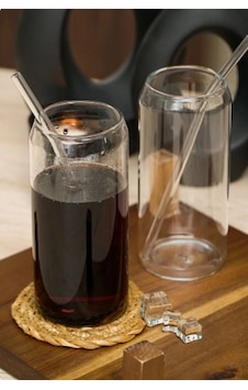 Heda Porselen Pipetli Isıya Dayanıklı Kutu Kola Şekilli Cam Bardak 2'li 420 ML Heda Porselen Pipetli Isıya Dayanıklı Kutu Kola Şekilli Cam Bardak 2'li 420 ML