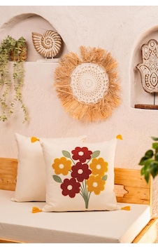 Doğa Motifli Püsküllü Kırlent Kılıfı Sarı-kırmızı Papatya Çok Renkli